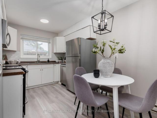 45 1300 Oxford Street, Oshawa | 2Beds/2Bath, Townhouse, $398,000 | Condos. Ca