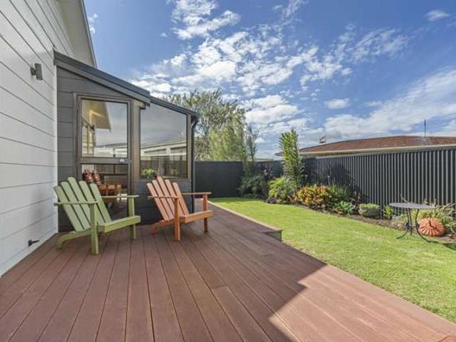 45 Tukapa Street, Westown, New Plymouth