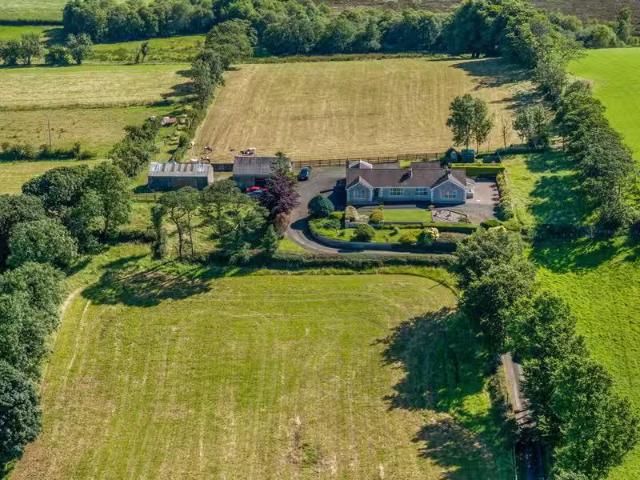 45 Tullygrawley Road