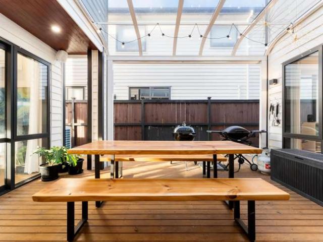 45 Windlass Street, Long Bay, North Shore City