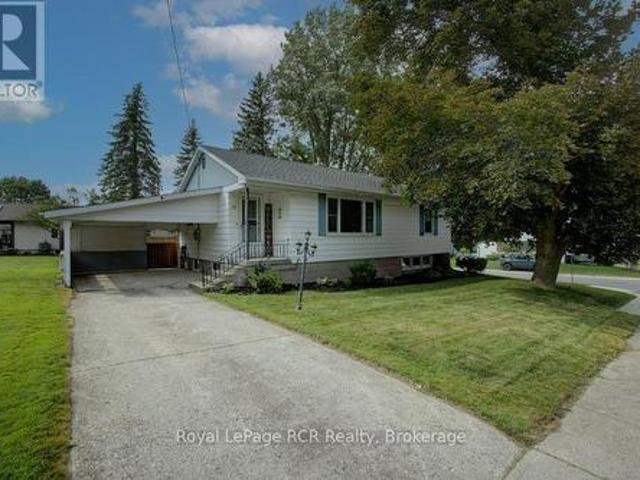 45 William Street E, Minto, ON, N0G 1Z0 house for sale | Listing ID X13593 | Royal LePage