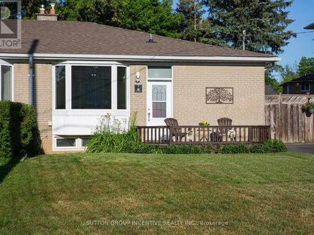 45 Bailey Crescent, Aurora, ON, L4G 2B2 house for sale | Listing ID N13501 | Royal LePage