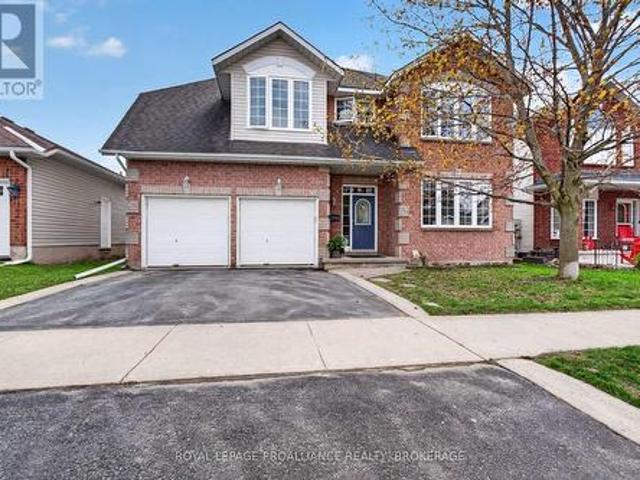 45 Biscayne Street, Kingston. East Incl Barret Crt, ON, K7K 7J9 house for sale | Listing ID X13081 | Royal LePage