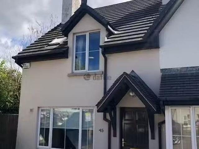 45 Carraigbeag, Clogher Fail Ã­, Tralee, Co. Kerry is for rent