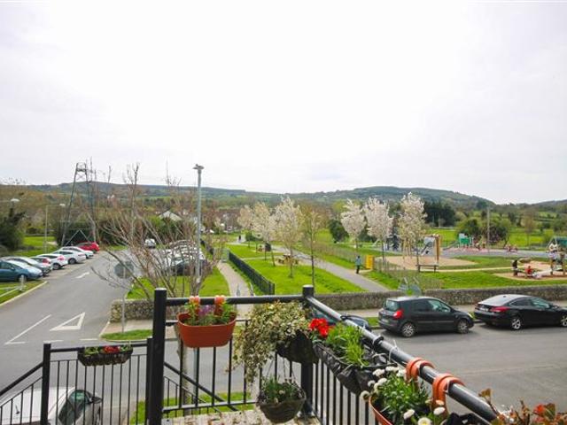 360,000 | 45 Carrigmore Green, Citywest, Dublin 24 DNG Tallaght 4992 MyHome. Ie Residential