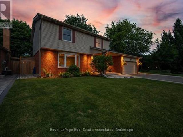 45 Cleaveholm Drive, Halton Hills, ON, L7G 3E3 house for sale | Listing ID W13463 | Royal LePage