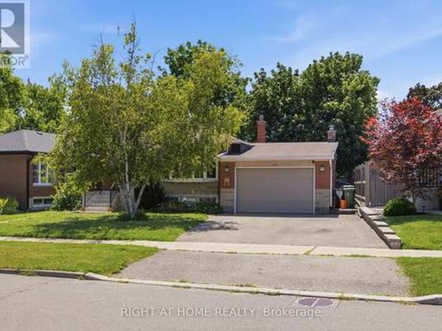 45 Faversham Crescent, Toronto, ON, M9C 3X7 house for sale | Listing ID W13634 | Royal LePage