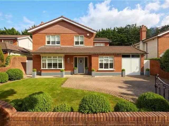45 Foxrock Manor, Dublin 18, D18K2E1 is for sale