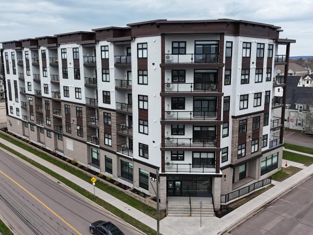 45 Gordon Street First Month Rent Free