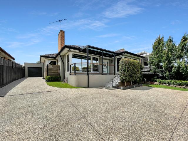 45 Iona Avenue, Belmont VIC 3216 House For Rent | Domain