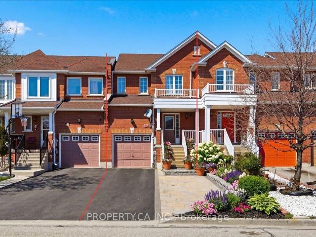 45 Lindenshire Avenue, Maple | For Sale @ $989,000 | Condos. Ca