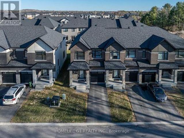 45 Moosonee Crescent, Ottawa, ON, K4M 0M1 house for sale | Listing ID X13043 | Royal LePage