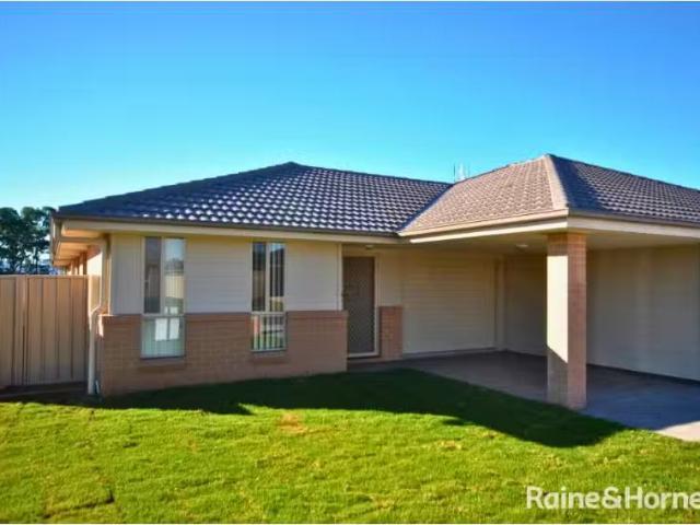 45 Peppermint Drive, WORRIGEE House for rent Listed by Alyssa.