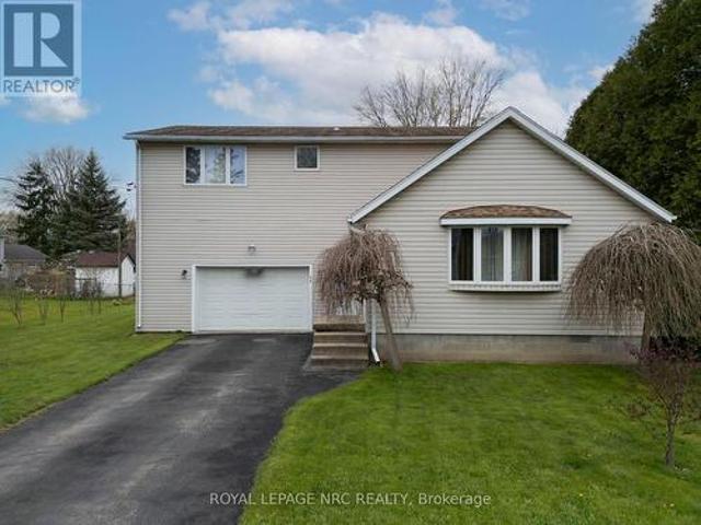 45 Ridgeway Road, Fort Erie Crystal Beach, ON, L0S 1B0 house for sale | Listing ID X12123 | Royal LePage