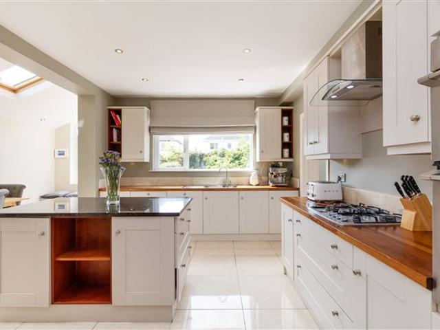 45 Sutton Park, Sutton, Dublin 13 Sherry FitzGerald Sutton 4840 MyHome. Ie Residential