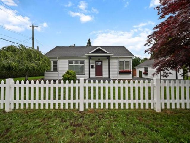 46005 Riverside Drive, Chilliwack, BC, V2P 3K7 house for sale | Listing ID R3123 | Royal LePage