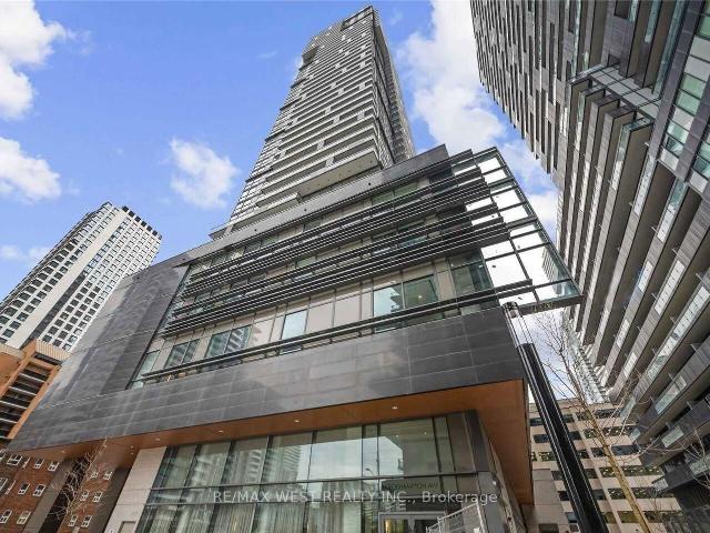 4603 39 Roehampton Avenue, Toronto | 3Beds/2Bath, Condo, $5,998/mo | Condos. Ca