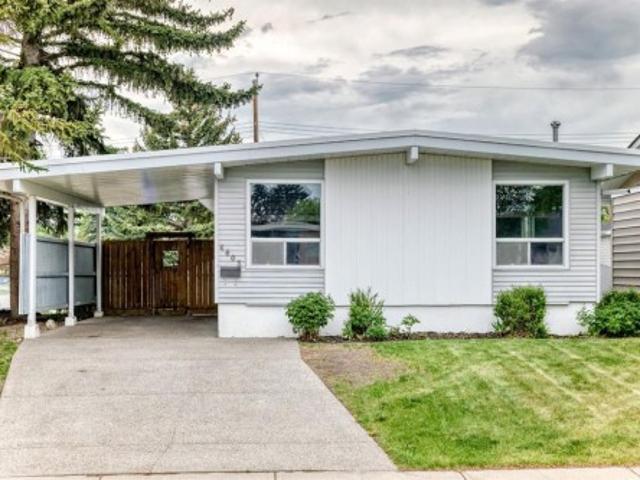 4603 41 Street Nw, Calgary, AB, T3A 0N4 house for sale | Listing ID A2316 | Royal LePage