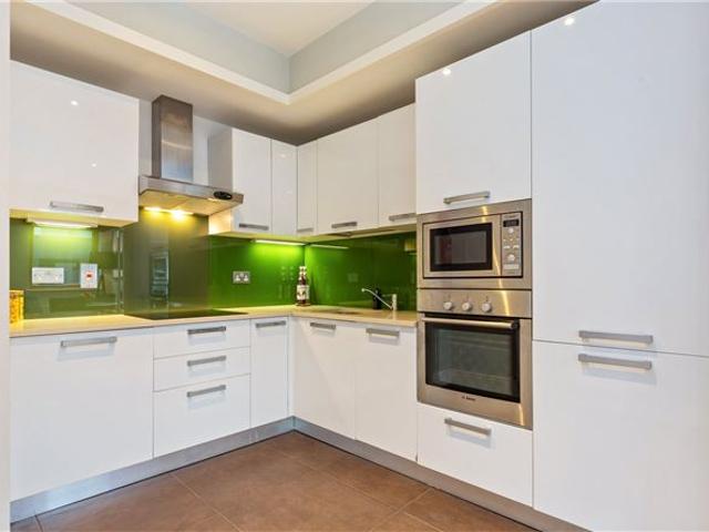460,000 | 101 The Dargan Building, Heuston South Quarter, St John's Road West, Dublin 8 Savills Country 4961 MyHome. Ie Residential
