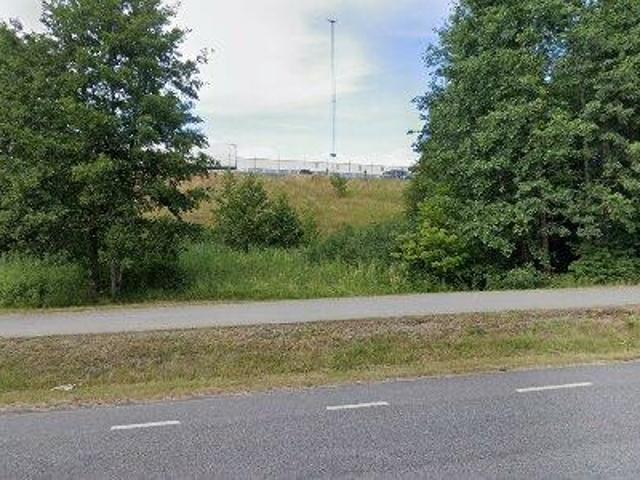 460 m2 lager uthyres i Botkyrka