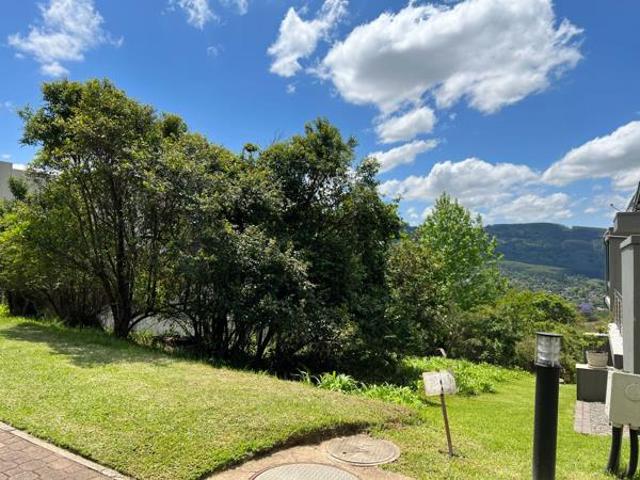 460 m² Land available in Victoria Country Club Estate