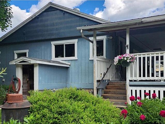 460 South Nursery Road Grand Forks, British Columbia