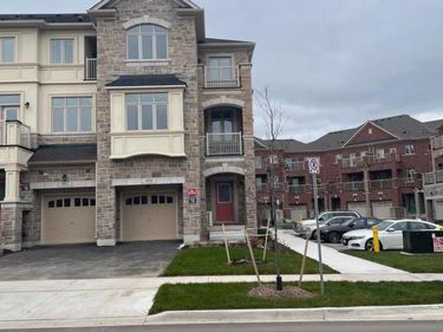460 Silver Maple Road, Oakville, ON, L6H 3P5 house for lease | Listing ID W13602 | Royal LePage