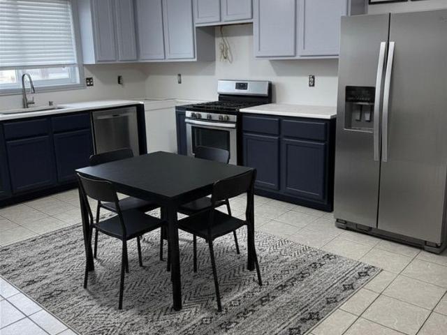 4617 Rue Jean Paul II