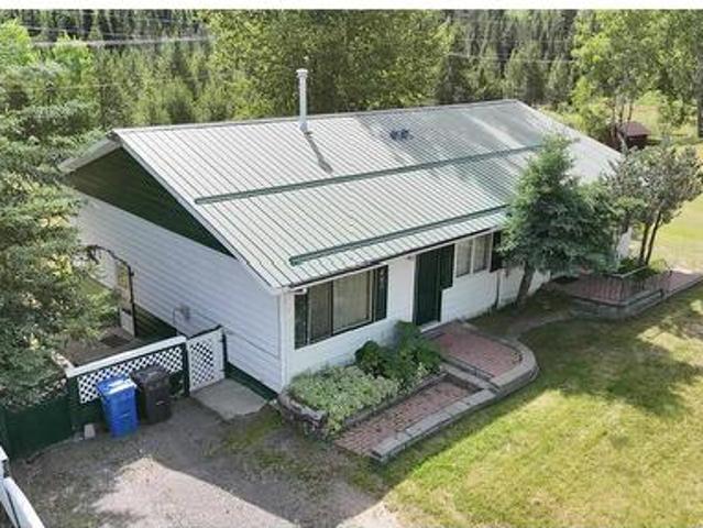 461 Evergreen Crescent, 100 Mile House, BC, V0K 2E0 house for sale | Listing ID R3145 | Royal LePage