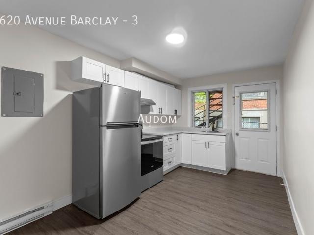 4620 Avenue Barclay 3