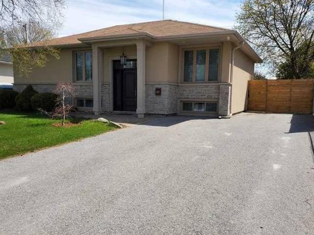 462 Balkan road Richmond Hill ON L4C 2P3 3 Bedroom House for Rent for 2950 month