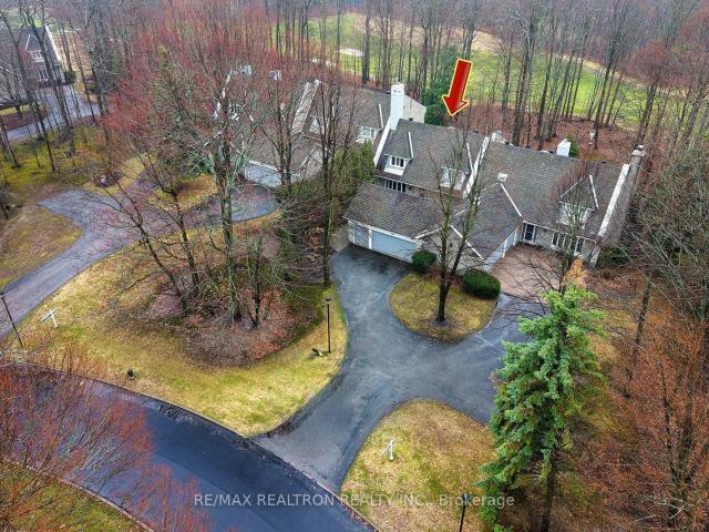 462 Beacon Hall Drive, Aurora | For Sale @ $1,550,000 | Condos. Ca