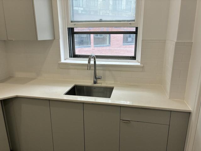 4635 Avenue Clanranald 2 Bedroom Apartment for Rent at 4635 Av Clanranald, Montréal, QC H3X 2R8 Snowdon