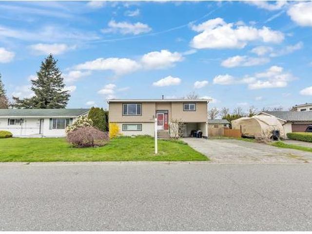 46473 Darlene Avenue, Chilliwack, BC, V2P 6W9 house for sale | Listing ID R2983 | Royal LePage