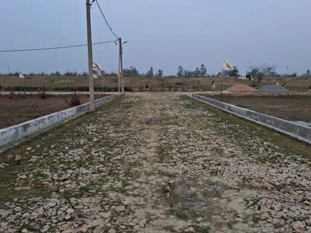 4647 Sq.Ft. Plot in Gosainganj Lucknow Listing ID: #10076