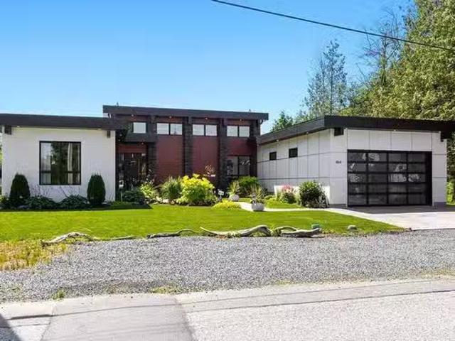464 Alder Avenue, Harrison Hot Springs, BC, V0M 1K0 Luxury H.