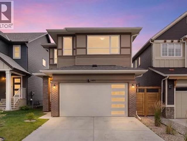 464 Lawthorn Way Se, Airdrie, AB, T4A 3M8 house for sale | Listing ID A2339 | Royal LePage