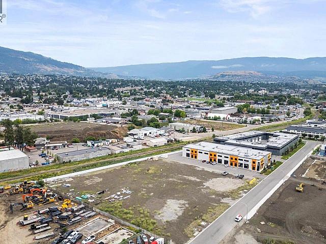 4651 Anderson Way Vernon, British Columbia