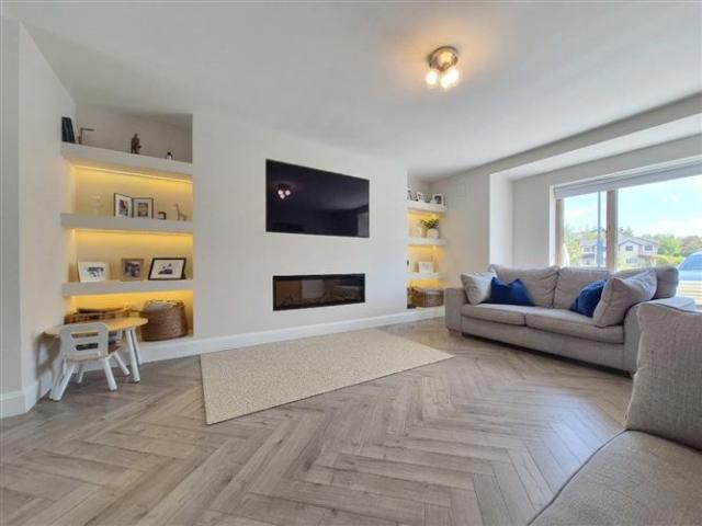 Sale Agreed | 21 Slí Na Misean, West Road, Westport, Co. Mayo Sherry Fitzgerald Crowley 5001 MyHome. Ie Residential
