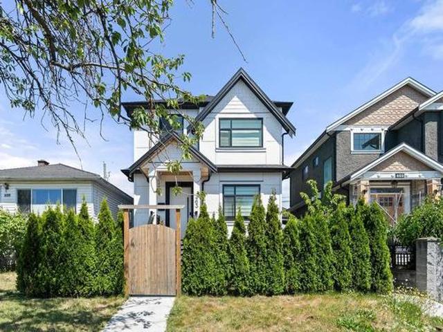 465 57Th Avenue E, Vancouver, BC, V5X 1S8 duplex for sale | Listing ID R2901 | Royal LePage