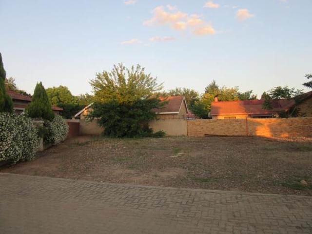 465 m² Land available in Vryburg