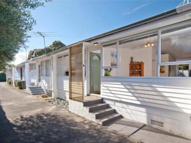 4/65 Mariri Road