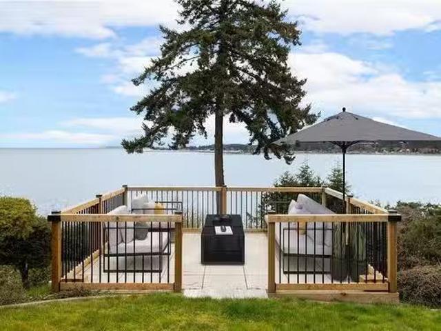466 Heather Pl, Parksville, BC, V9P 1A2 Luxury House for sal.