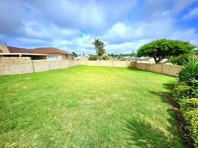 466 m² Land available in Beverley Grove