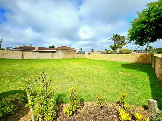 466 m² Land available in Beverley Grove
