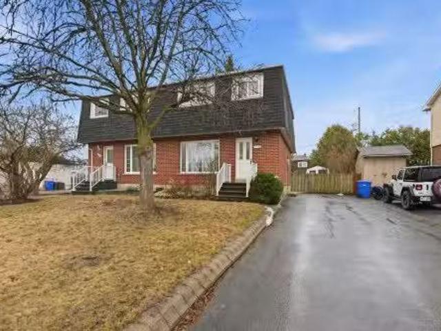 466 Rue Gouin, Gatineau Gatineau, QC, J8P 3J9 house for sa.