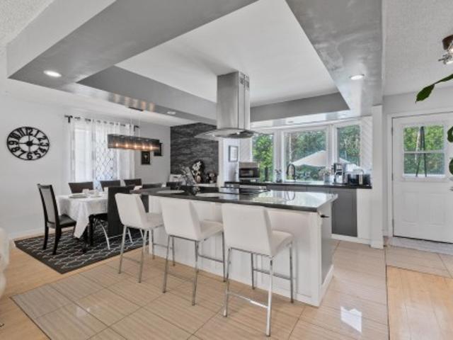 4682 17 Avenue Nw, Edmonton, AB, T6L 2R9 house for sale | Listing ID E4504 | Royal LePage