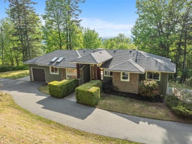 4694 Udy Road, Abbotsford, BC, V3L 3A3 house for sale | Listing ID R3023 | Royal LePage