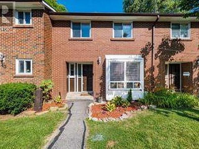 46 3065 Lenester Drive, Mississauga, ON, L5C 2B8 townhouse for sale | Listing ID W13553 | Royal LePage