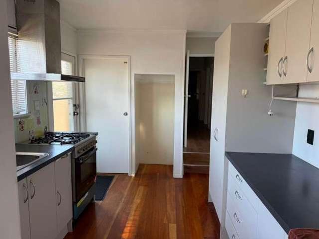 46 Tamahere Drive, Glenfield, North Shore City